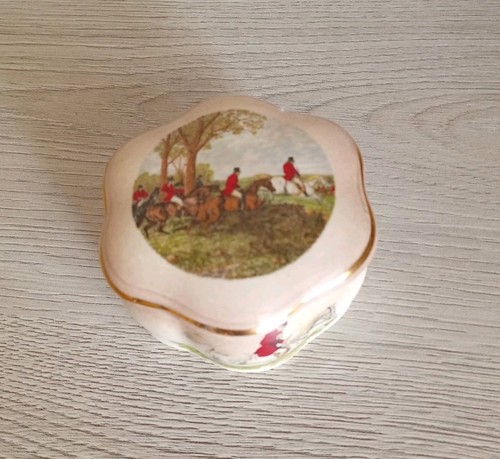 Royal worcester bone china - royal,