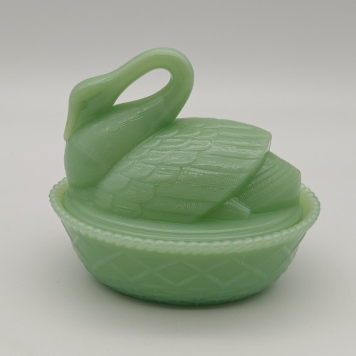 Westmoreland jadeite swan - westmoreland,