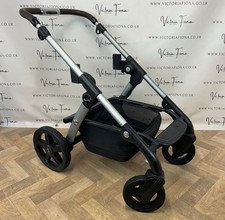 Silver Cross Wave Chassis