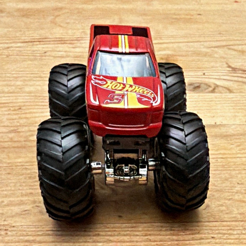 Hot wheels monster jam red - wheels,