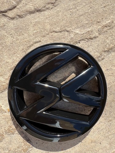 Polo grille badge - vw,
