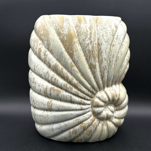 Heavy studio pottery sea shell - heavy,