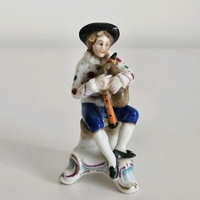 VTG 3" Figurine Of A Seated