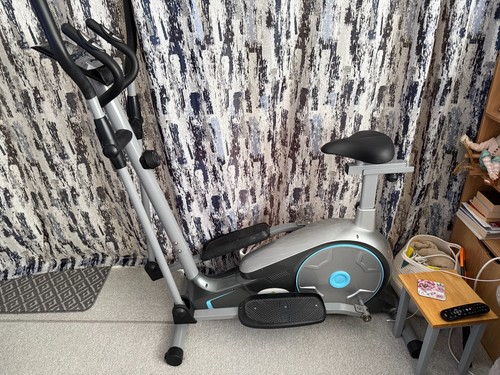 Cross trainer pick only - -,