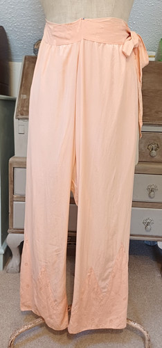Vintage 1930s art deco - , pink