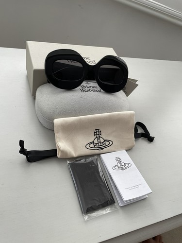 Vivienne westwood designer - vivienne,