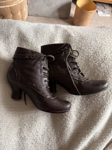 Vintage hush puppies victorian - puppies,