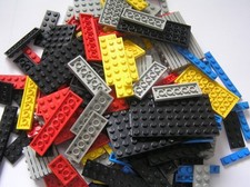 285 Assorted Lego Thin Base Bricks. Mix of Colours Sizes. Used