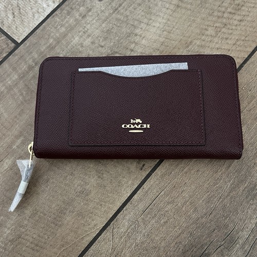 Nwt coach accordian zip wallet - zip,