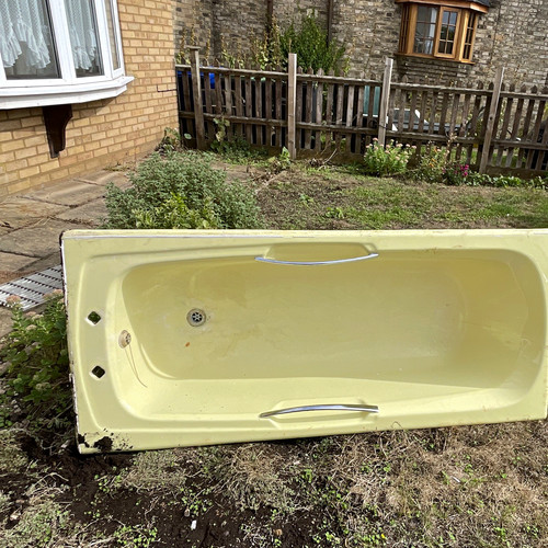 Yellow cast iron - , bath,