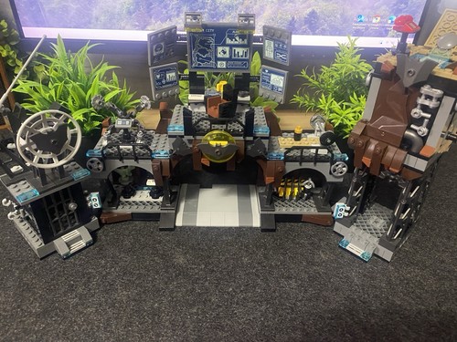 Lego batman batcave clayface - batcave,