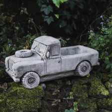 Large Land Rover Stone Cast