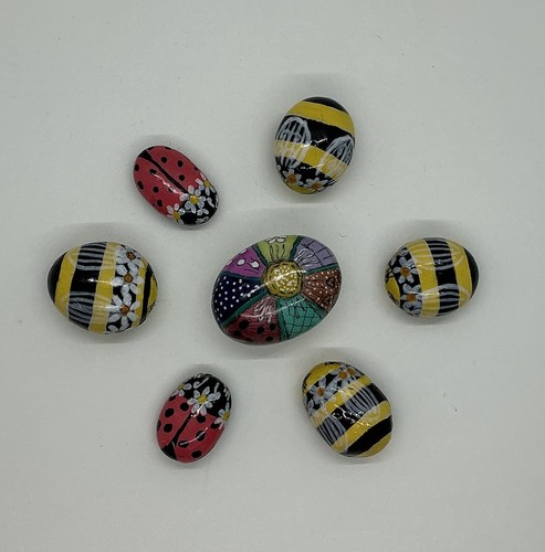 Hand painted stones and - stones,