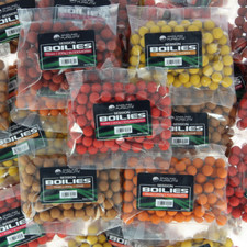 Wholesale Job Lot of 40x 200g 15mm Coarse Fishing Boilies with 8 x 5 Flavours