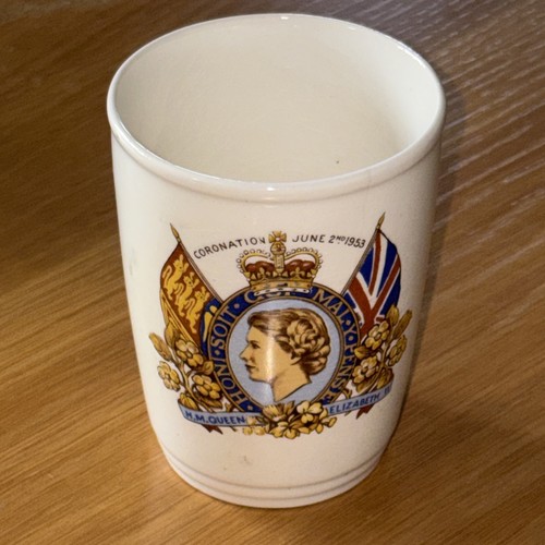 Barker bros royal tudor ware - tudor,
