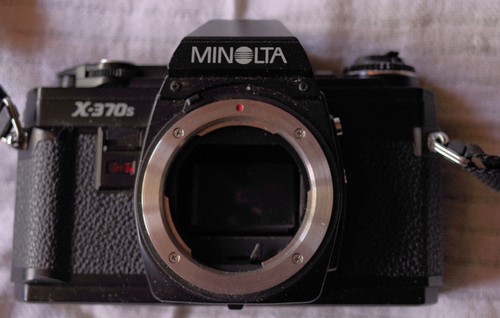 Minolta 370s 35mm film - x-370s,