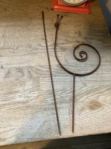 Rusty metal snail - metal,