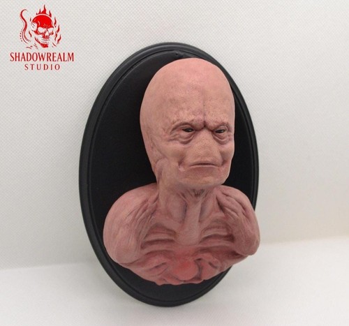 Alien creature resin - alien,