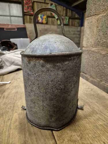 Vintage galvanised chicken - galvanised,