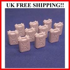 1/35 Plastic Water Jerry Cans