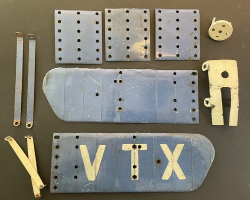 Meccano constructor aeroplane - meccano,