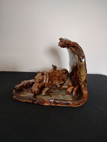 Unusual sculpture brutalist - sculpture,