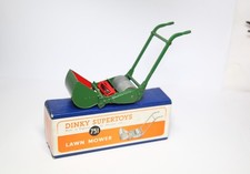 Dinky 751 Lawn Mower In