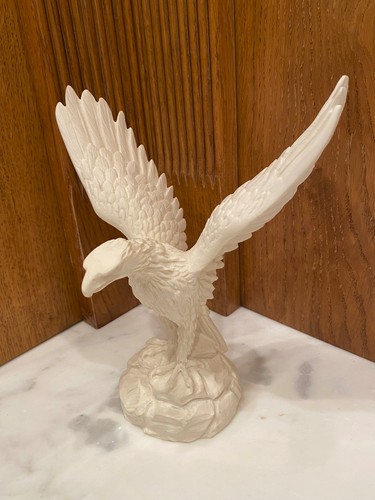 Alabaster bald eagle sculpture - alabaster,