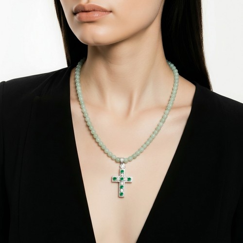 Vtg green jade beaded necklace - vtg,