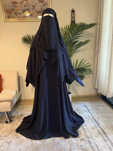 Layers nose string niqab and - nose,