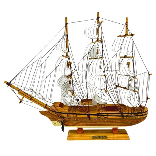 Confection model ship - model, with
