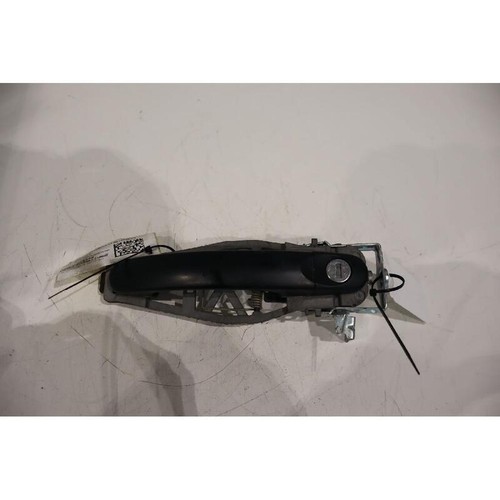 Front outer door handle - front,