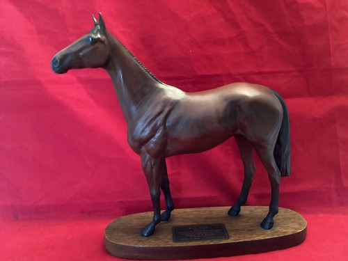 Beswick red rum 2510 rare - rum,