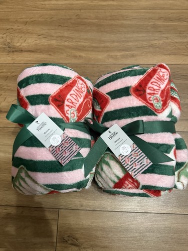 Lovely throws - lovely,