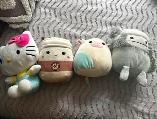 Squishmallows and hello kitty - squishmallows,