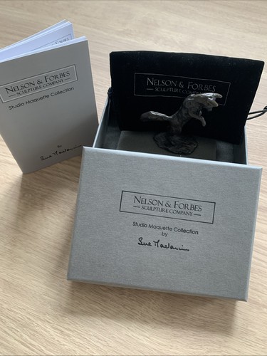 Bnwt nelson forbes - bnwt, sculpture