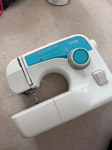 Brother 3600 sewing machine - xl-3600,