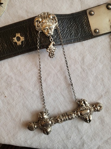 Victorian chatelaine needle - chatelaine,