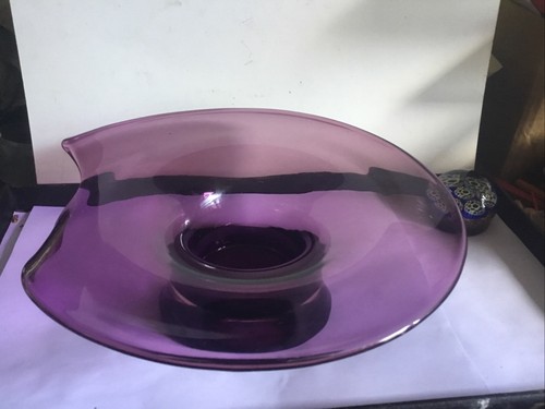 Vintage art glass possibly - glass,