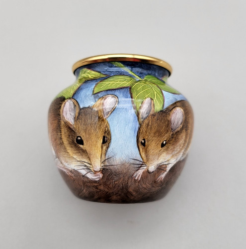 Exceptional and rare moorcroft - exceptional,