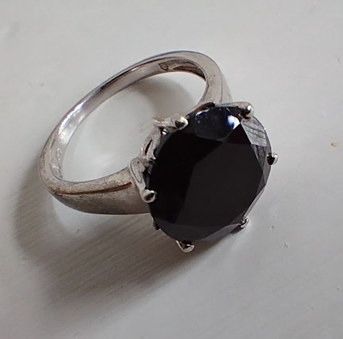 Gemporia black spinel - 3, ct