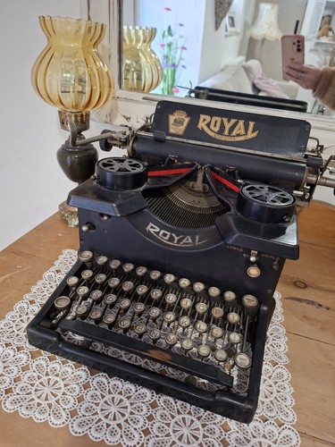 Vintage typewriter royal - vintage,
