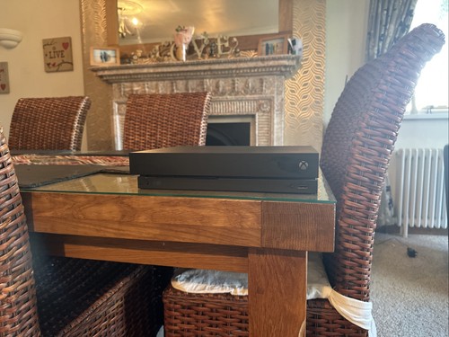 Microsoft xbox one - one, x