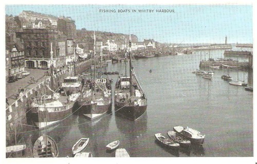 Ce0182 whitby harbour - uk,
