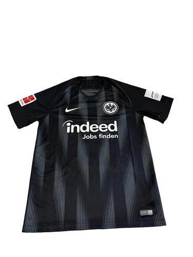 Eintracht frankfurt home - frankfurt,