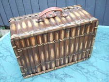 Bamboo picnic basket for 4