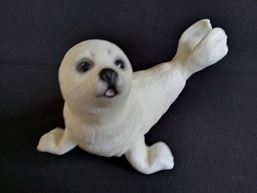 Beautiful vintage harp seal - *beautiful,