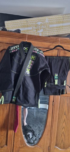 Bjj brazilian jiu jitsu - bjj,