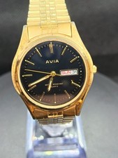 vintage gold-tone Avia quartz