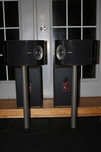 Rare pair bose speakers - pair,